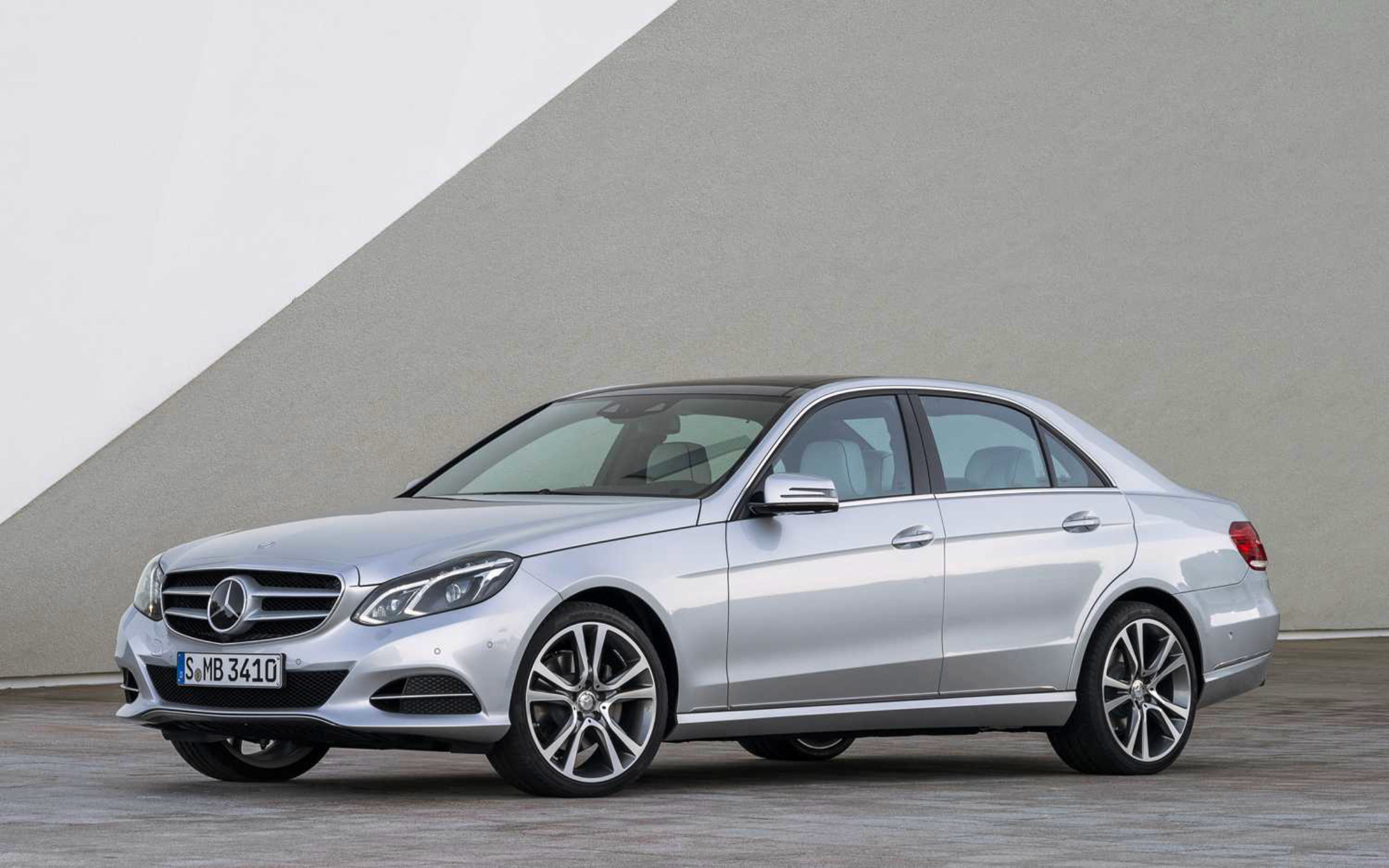 2014 Mercedes-Benz E250 CDI (W212) Service & Repair Manual preview img 1