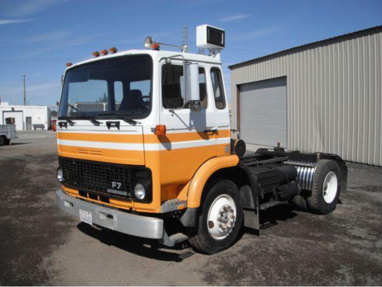 VOLVO F7, Lorry and Bus Service and Repair Manual preview img 1