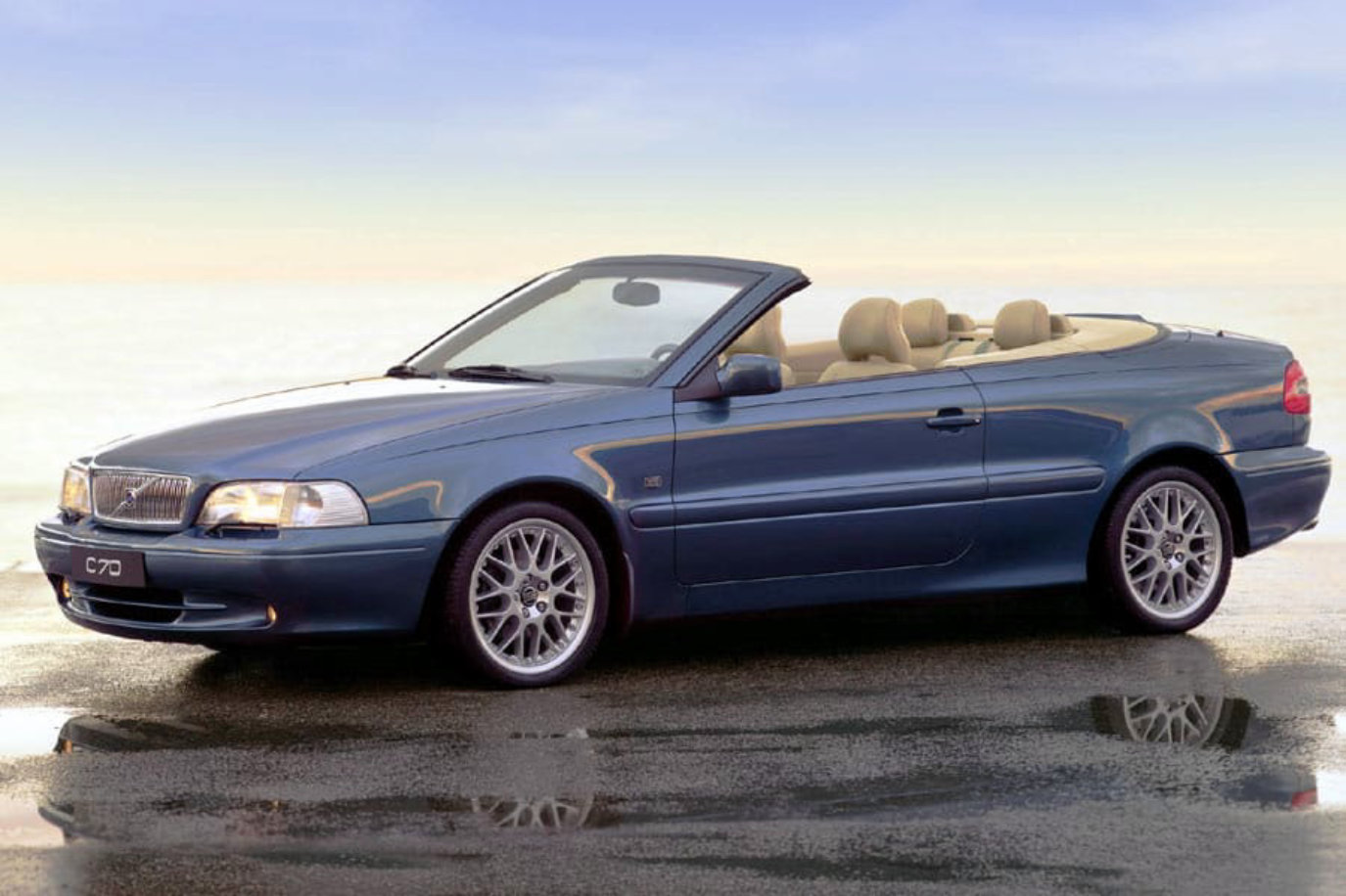 2004 Volvo C70 Service & Repair Manual preview img 1